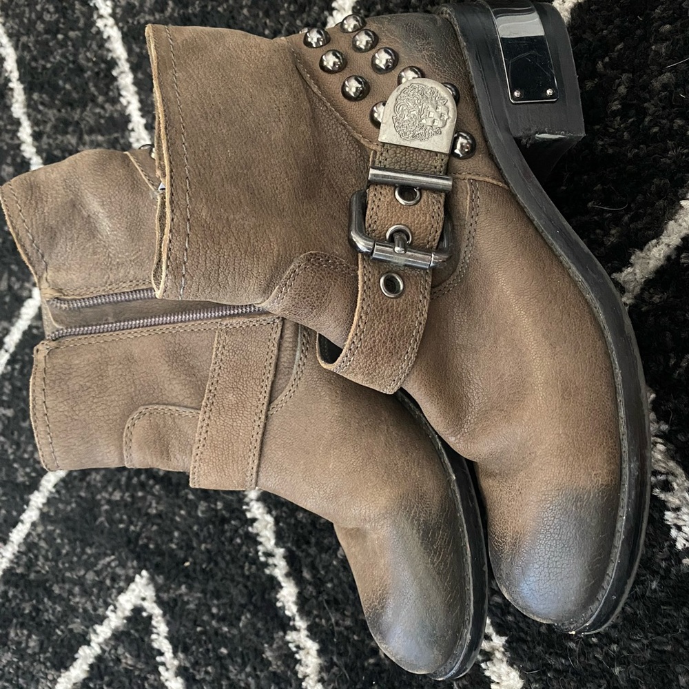 Studded Vince Camuto booties. Size 5